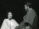 Emília Vášáryová (Salome), Gustáv Valach (Manahen); foto Jozef Vavro, zdroj: archív Divadelného ústavu