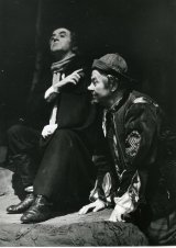 Jozef Hodorovský (Nešťastlivec), Peter Macko (Šťastlivec); foto Edita Matečíková; zdroj: archív Divadelného ústavu