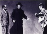 Matej Landl (Peter), Ľudovít Moravčík (Ivan Vosmibratov), Zita Furková (Gurmyžská); foto: Jozef Uhliarik; zdroj: archív Divadelného ústavu